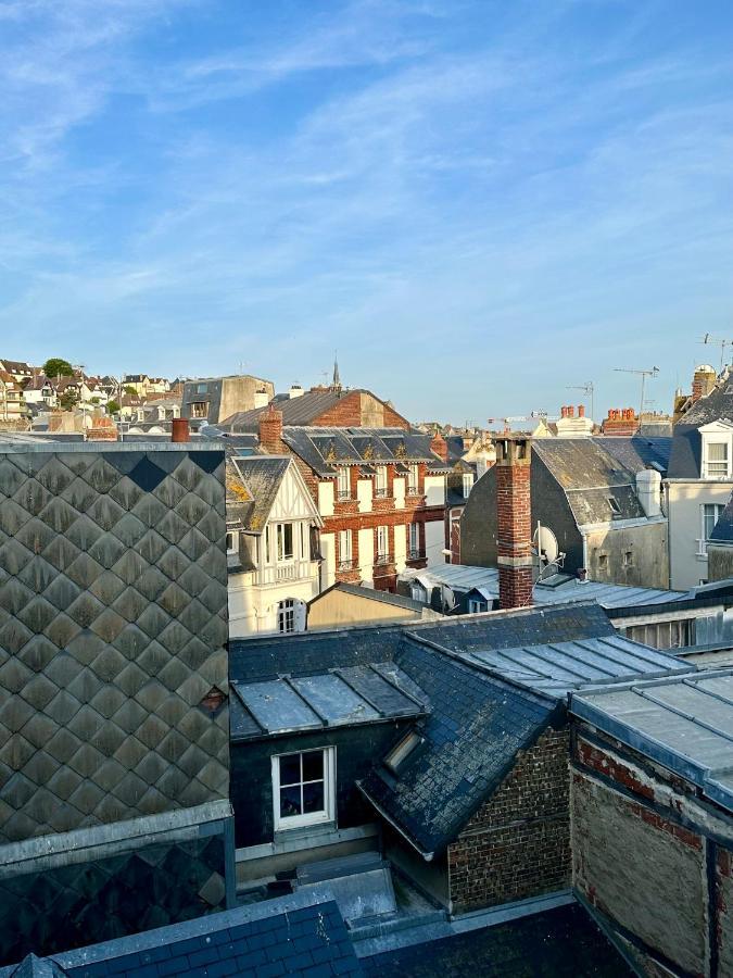 Studio Hissez Haut - Idealement Place, Plage, Restaurants, Commerces 滨海图维列 外观 照片